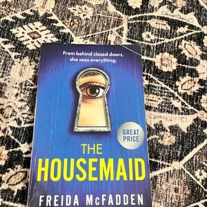 The Housemaid by Freida McFadden Book(paperback)